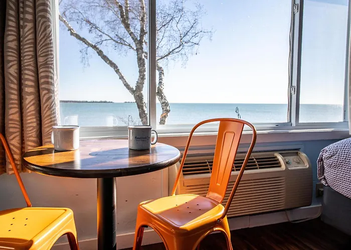 Beachfront Inn
